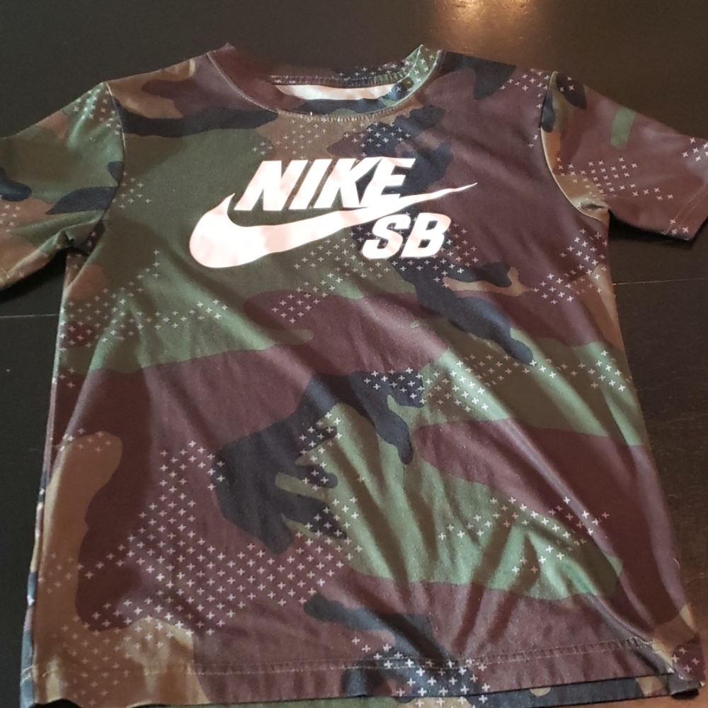 Youth Nike SB Dri-Fit Shirt